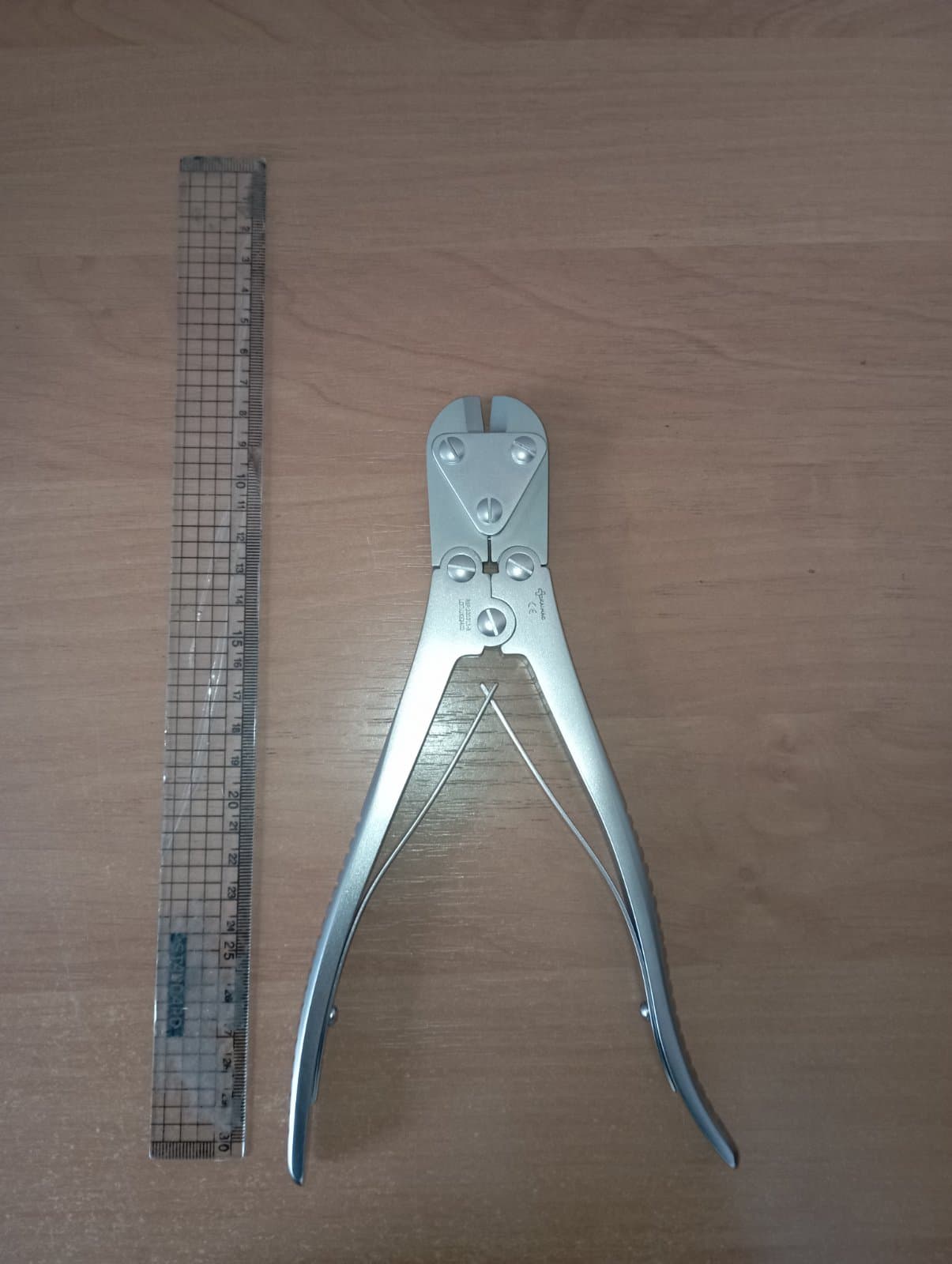 Кусачкидля шпиць 3mm.  REF 201016-2. Нові,  виробництво Китай. 