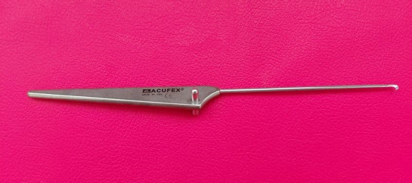 Гачок артроскопічний Acufex Hook Blade Unit of Measurement: Each Catalog Number: 010161