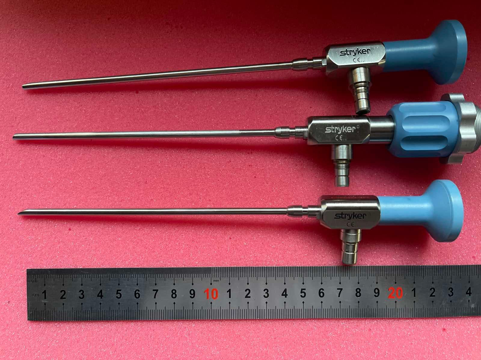 Оптика, виробництво Stryker: - 70°, 4mm, 2шт; - 30°, 4mm, 1шт.