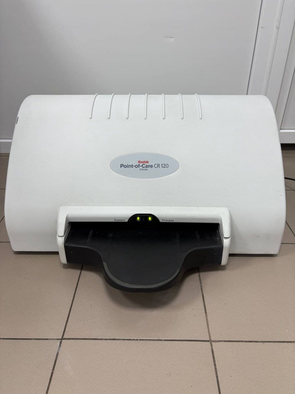 Оцифровувач рентгенівських знімків Kodak Point-of-Care CR 120 System